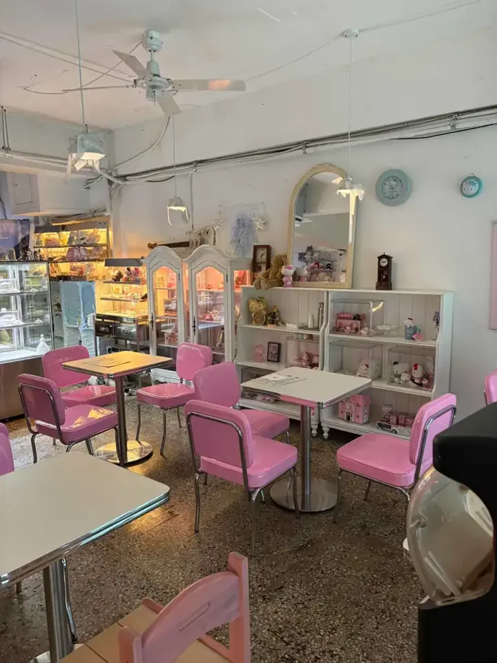 Lingling 店内环境